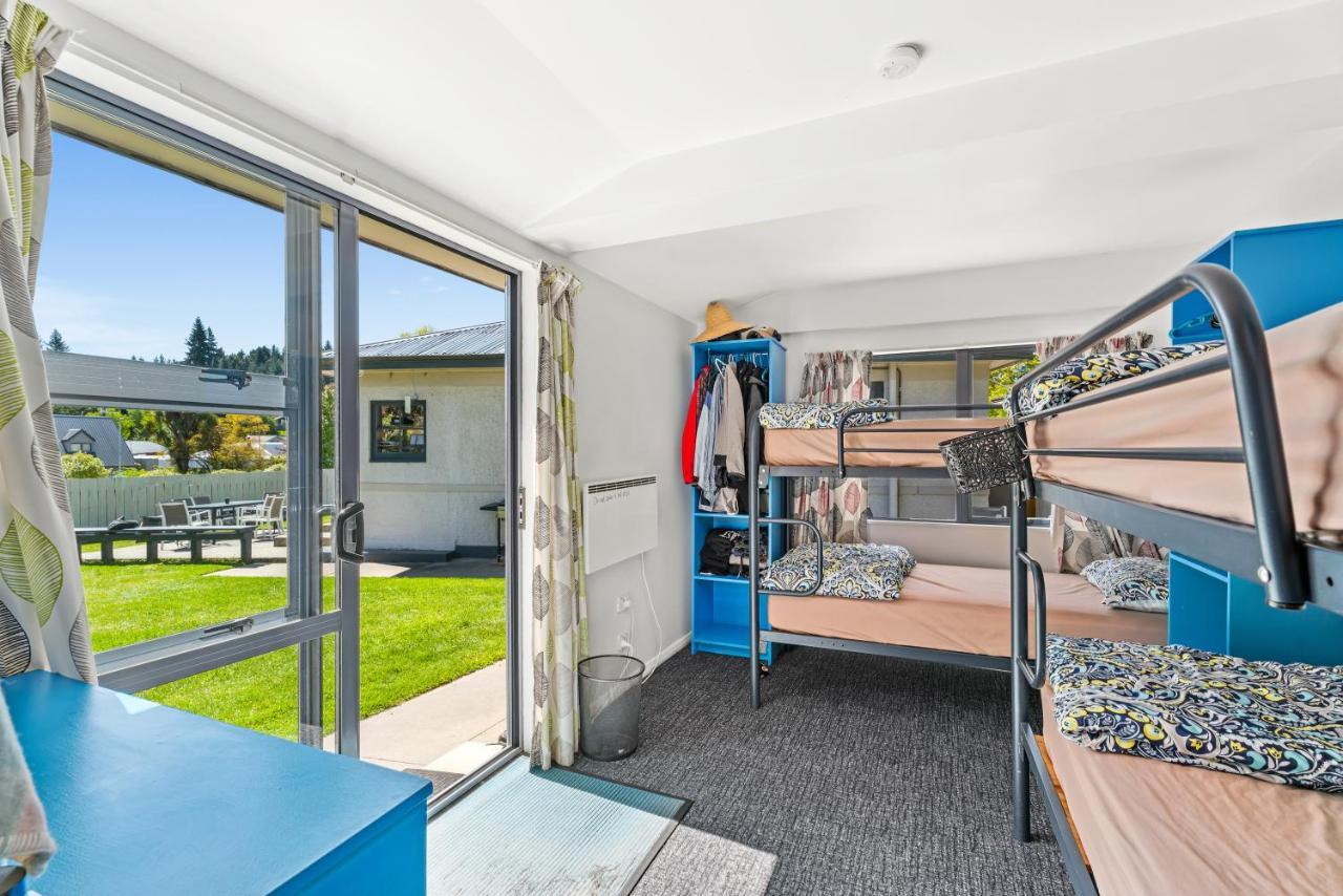 Mountain View Backpackers Vandrehjem Wanaka Eksteriør billede